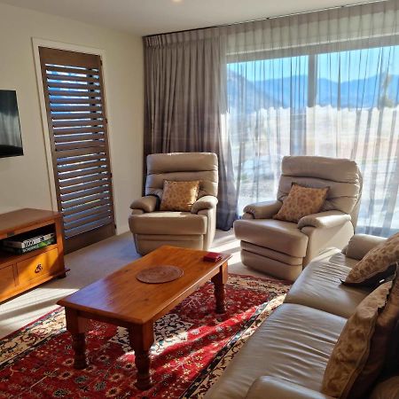 Akitu Views Apartment วานากา ภายนอก รูปภาพ